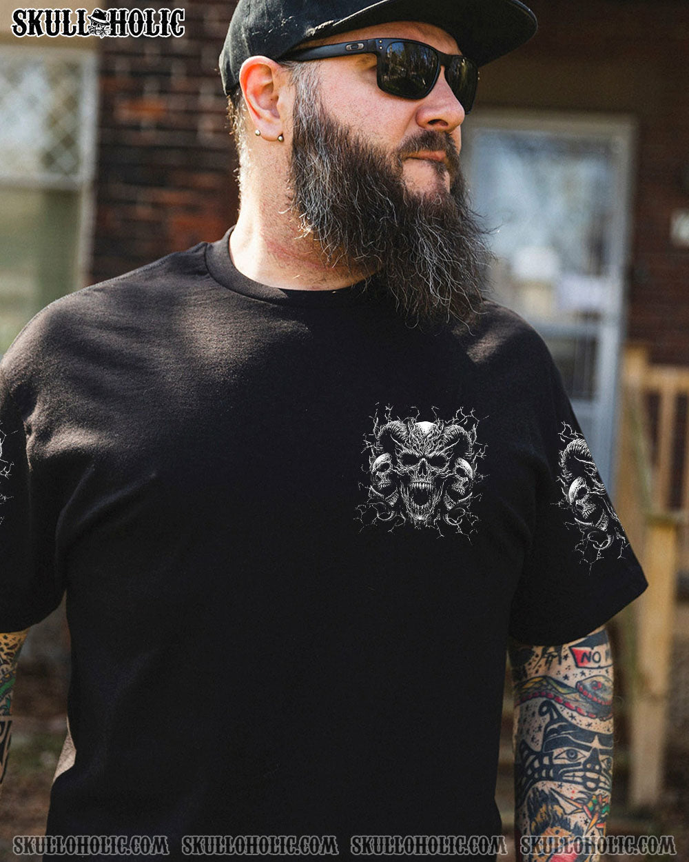 BLISSCORNERS I'M NEVER ALONE SKULL DEMON ALL OVER PRINT