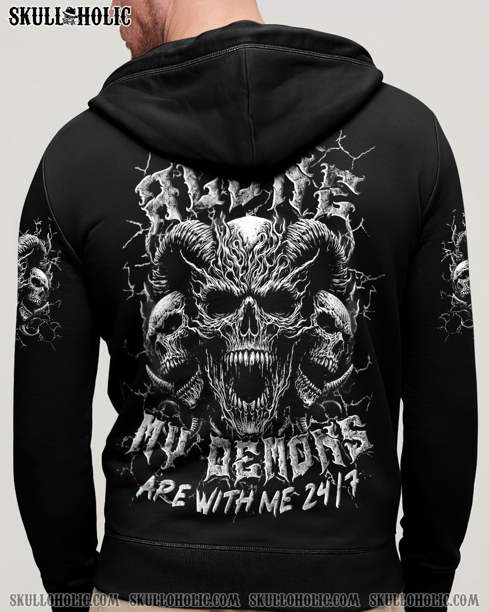BLISSCORNERS I'M NEVER ALONE SKULL DEMON ALL OVER PRINT