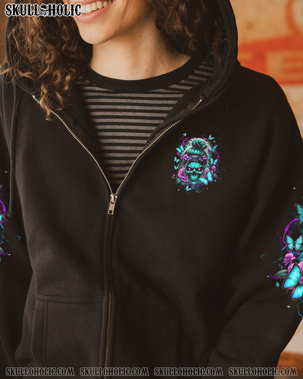 BLISSCORNERS THE GOOD GIRL IN ME ALL OVER PRINT